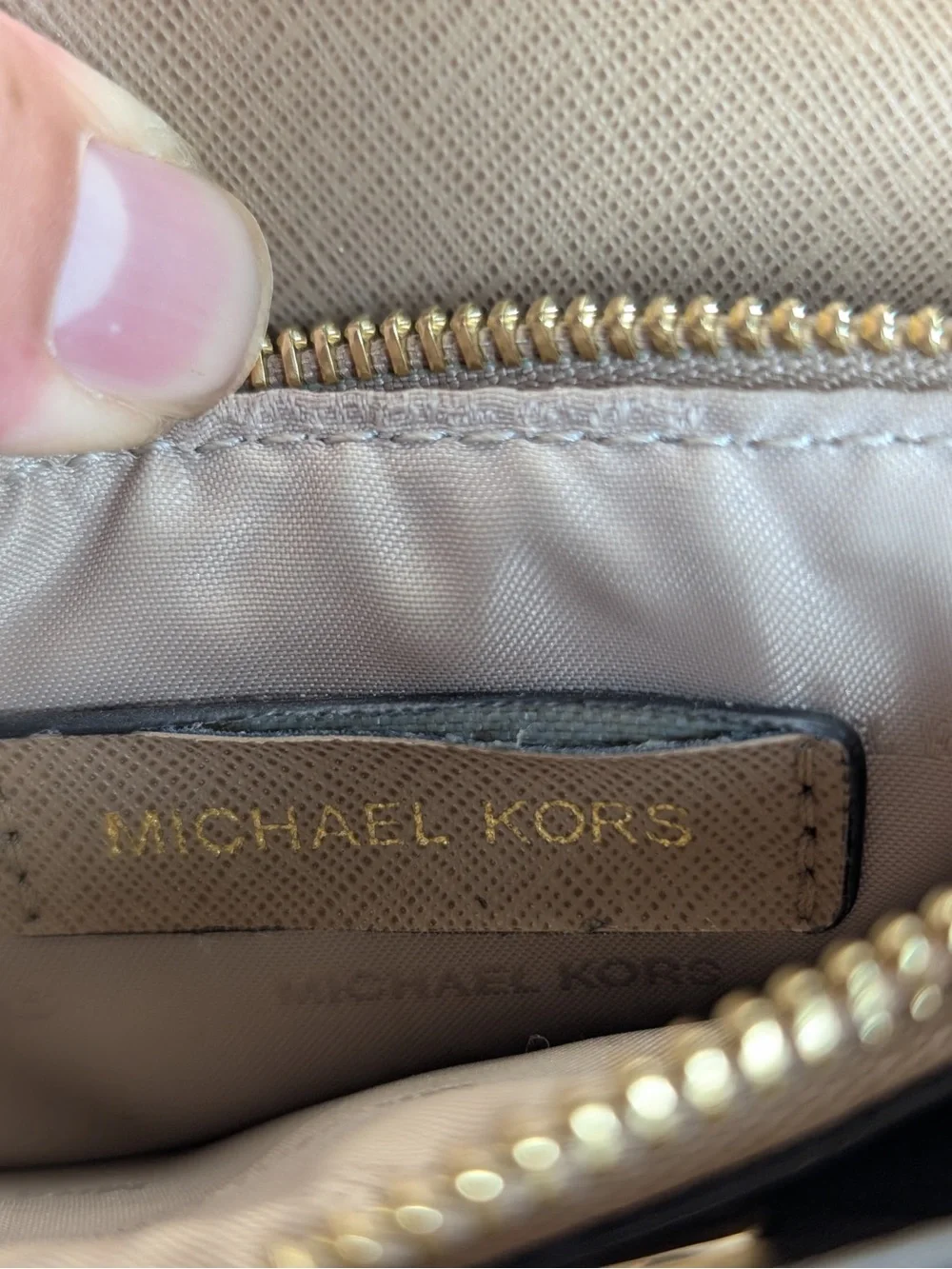 Michael Kors Mercer Medium Mini Messenger Bag Cross Body Satchel Purse Boho